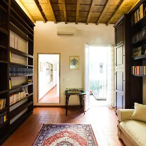 casa-ghibellina-apartment-florence-city-center.it-tuscanyhotel.com/