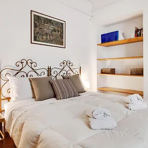 porta-rossa-apartments-near-ponte-vecchio.it-tuscanyhotel.com/