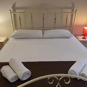 Casa Gioeni , Cefalù Italie